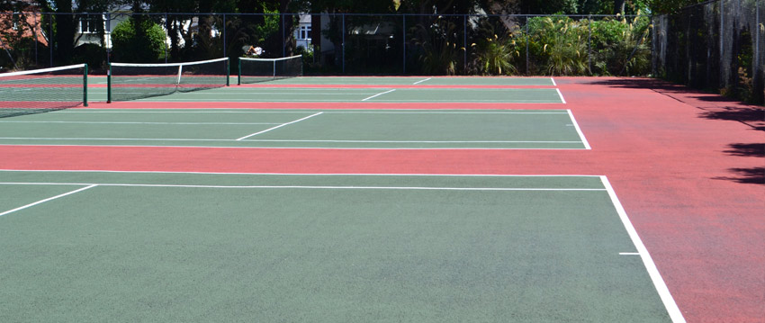 Swanmore Gardens Tennis Courts