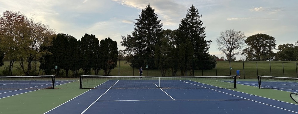 Colonial Park Tennis Courts