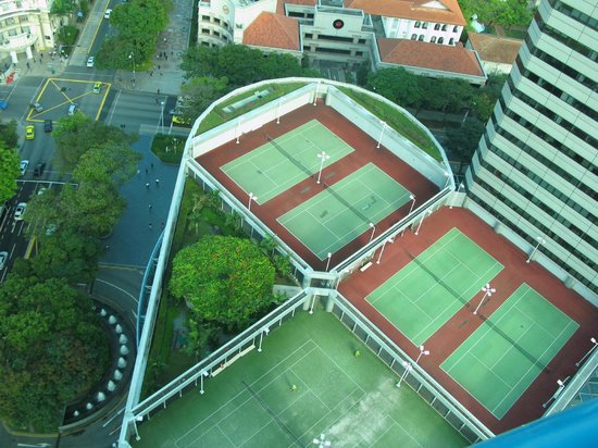 Swissôtel The Stamford Tennis Courts