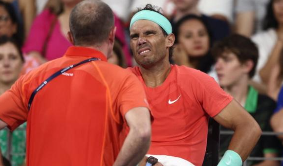 Rafael Nadal in Discomfort Following Injury