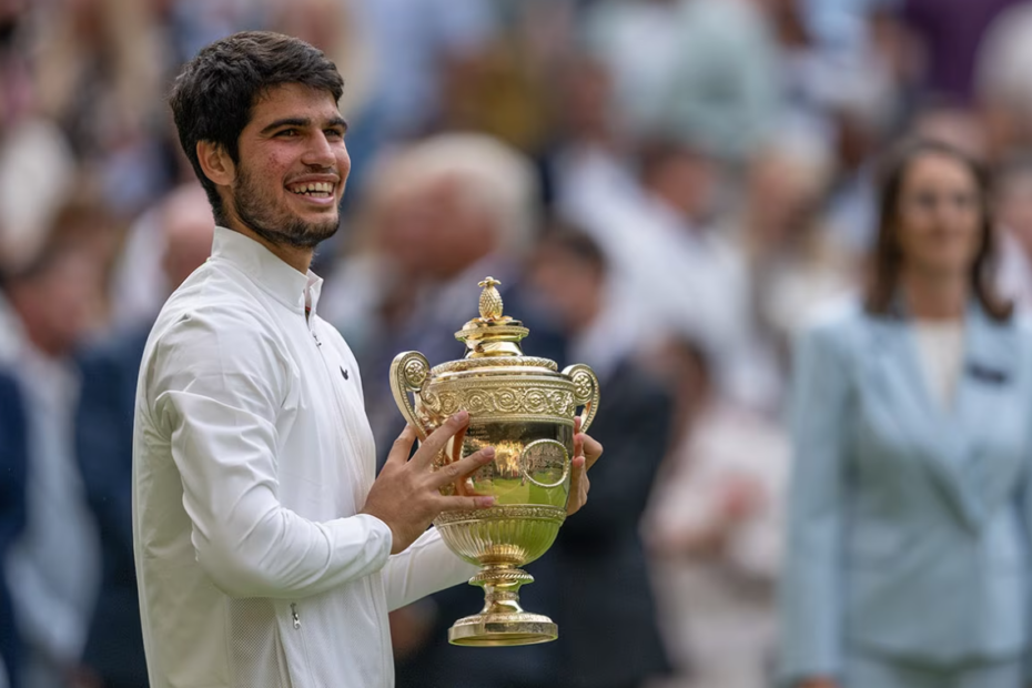 Wimbledon Trophy, With Pineapple - Carlos Alcaraz 2023