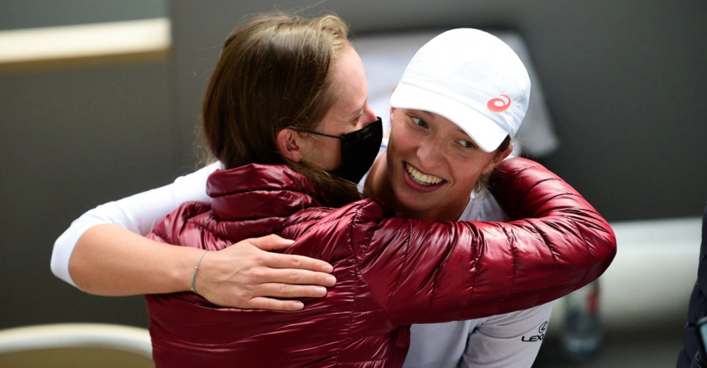 Iga Swiatek and Mother Dorota at 2020 Roland Garros French Open