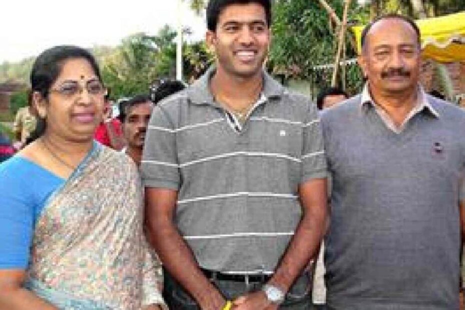 Rohan Bopanna With Parents M.G. Bopanna and Malika Bopanna